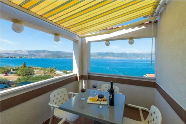 Seaview Apartment Rose 2 Trogir Exterior photo